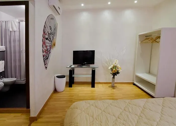 Via Palazzo Konukevi 3*