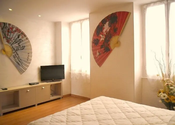 Via Palazzo Konukevi